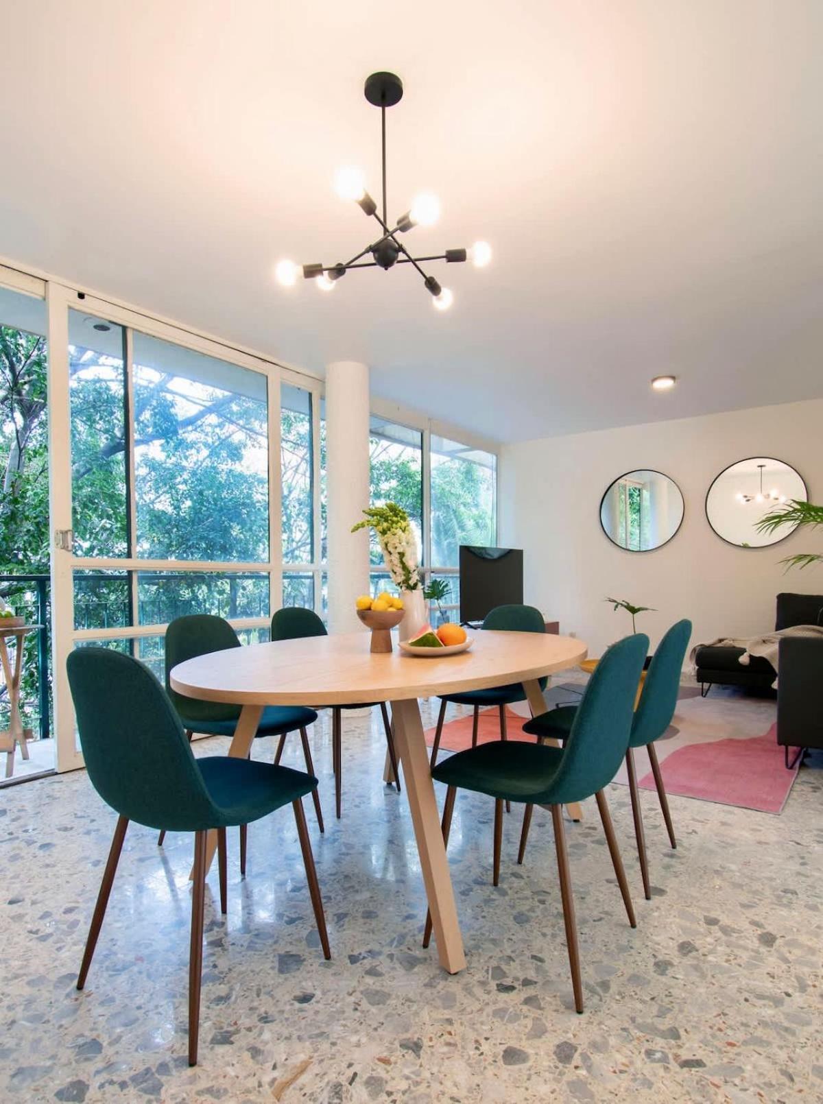 Lovely And Unique With Private Terrace Apartment *